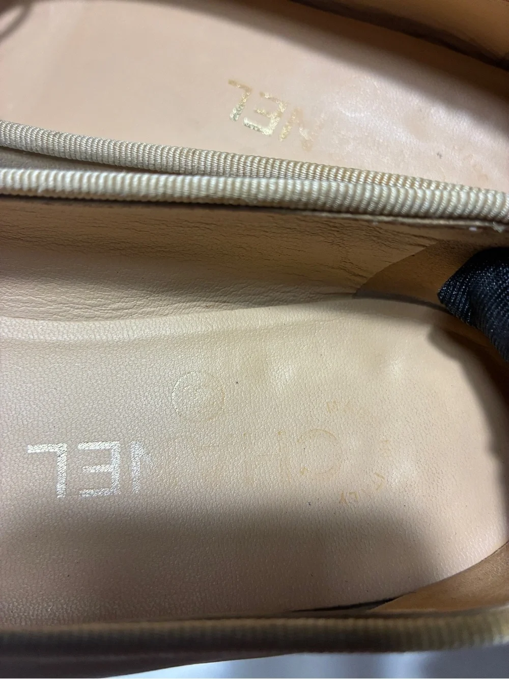 CHANEL Beige Leather Ballet Flats with Black Cap Toe